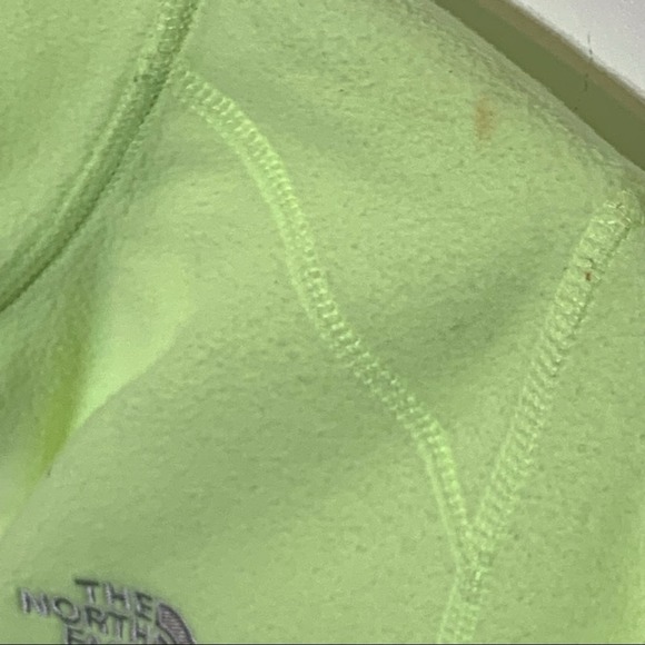 EUC The North Face pale lime yellow quarter zip super soft fleece sweatshirt - Picture 6 of 7